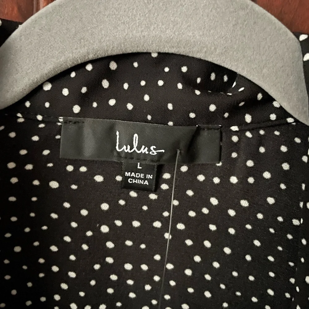 LULU’S Good Luck Charm Black Polka Dot Short Sleeve Button-Up Top - Picture 4 of 4